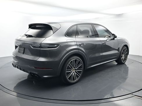 Certified 2023 Porsche Cayenne GTS image 14