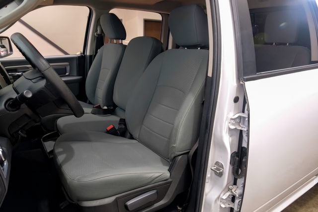 Used 2020 RAM 1500 Classic SLT RWD image 4