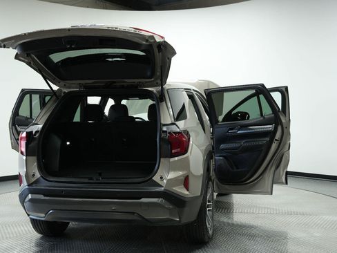 Used 2026 GMC Terrain Elevation AWD/4WD image 12