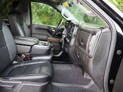 Used 2020 Chevrolet Silverado 1500 LT w/ Fleet Comfort Package AWD/4WD image 37