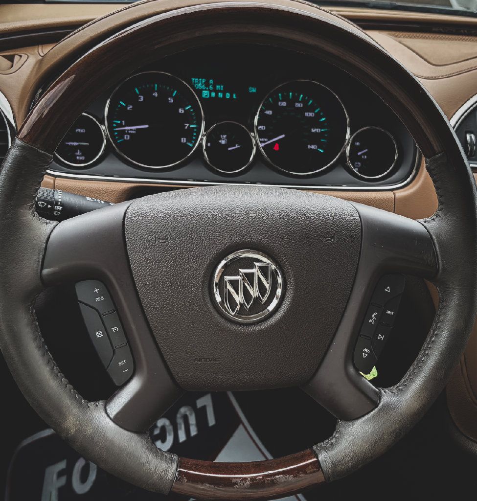 Used 2014 Buick Enclave Leather FWD image 6