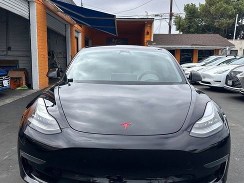 Used 2019 Tesla Model 3 Long Range RWD image 2