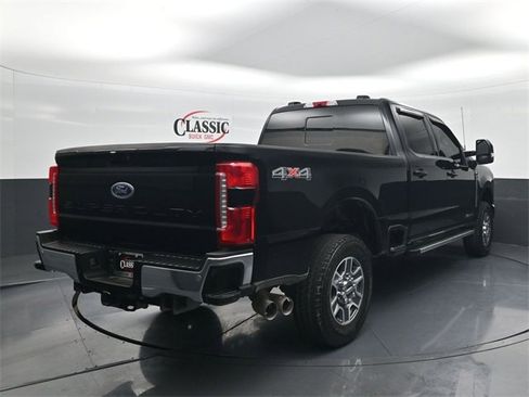 Used 2024 Ford F250 Lariat image 7