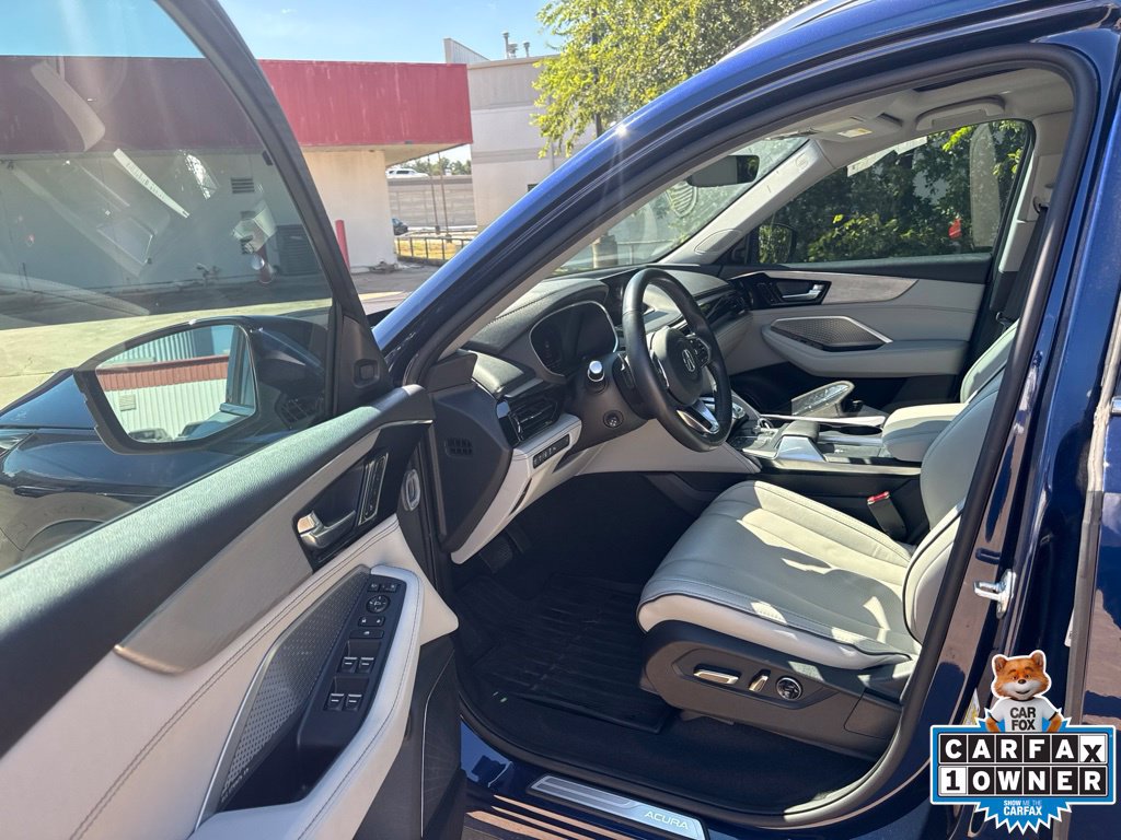 Certified 2024 Acura MDX w/ Advance Package AWD/4WD image 9