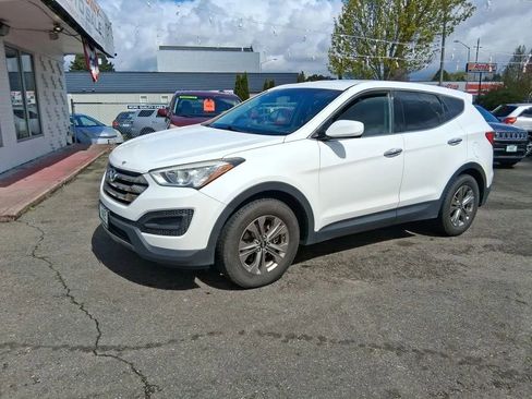 Used 2016 Hyundai Santa Fe Sport image 2