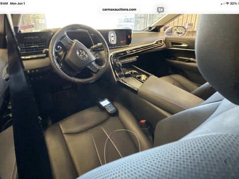 Used 2021 Toyota Mirai w/ Advanced Technology Package RWD image 10