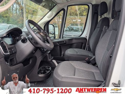 Used 2024 RAM ProMaster 2500 w/ Quick Order Package 22G SLT image 15