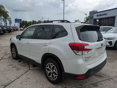 Certified 2023 Subaru Forester Premium AWD/4WD image 7