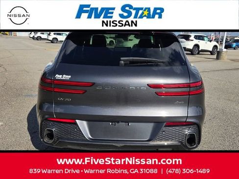Used 2022 Genesis GV70 2.5T w/ Select Package AWD/4WD image 10