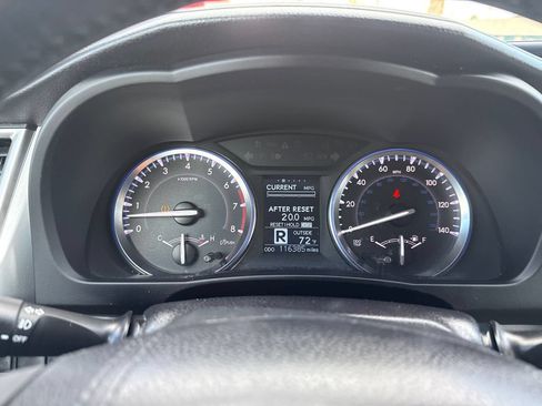 Used 2015 Toyota Highlander Plus AWD/4WD image 21