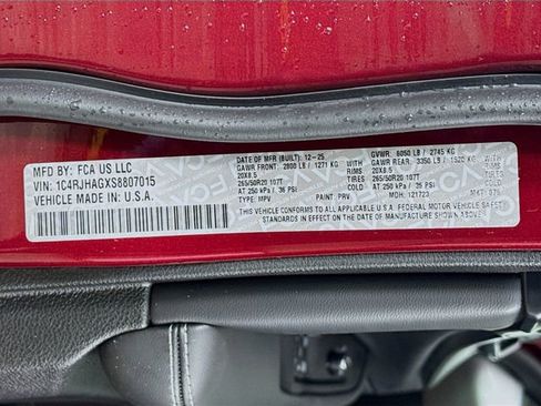 New 2025 Jeep Grand Cherokee Altitude image 34