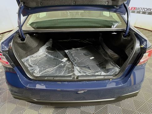 New 2025 Subaru Legacy Premium AWD/4WD image 24
