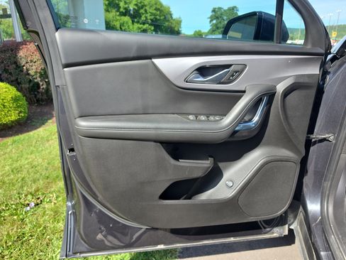 Used 2022 Chevrolet Blazer LT AWD/4WD image 16