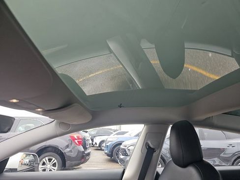 Used 2023 Tesla Model 3 Standard Range RWD image 8