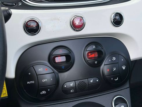 Used 2017 FIAT 500 Lounge FWD image 27
