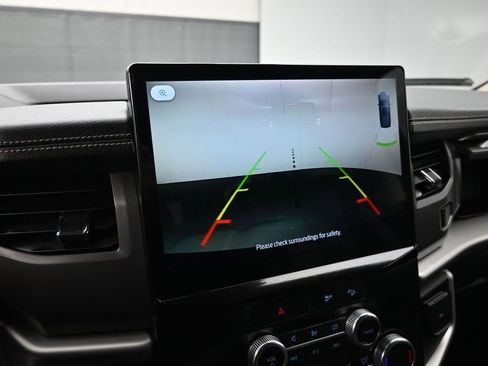 Used 2023 Ford Expedition Max XLT image 17