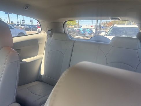 Used 2017 Buick Enclave Leather image 15