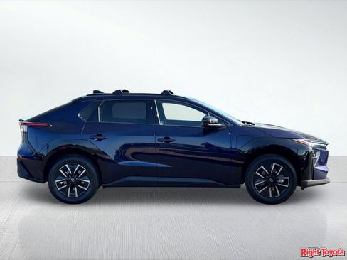 Certified 2026 Toyota bZ FWD image 7