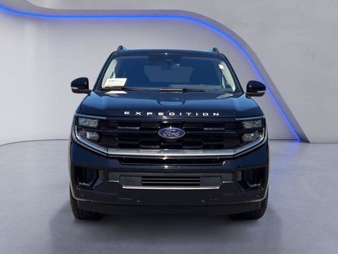 Certified 2025 Ford Expedition Max Platinum AWD/4WD image 9