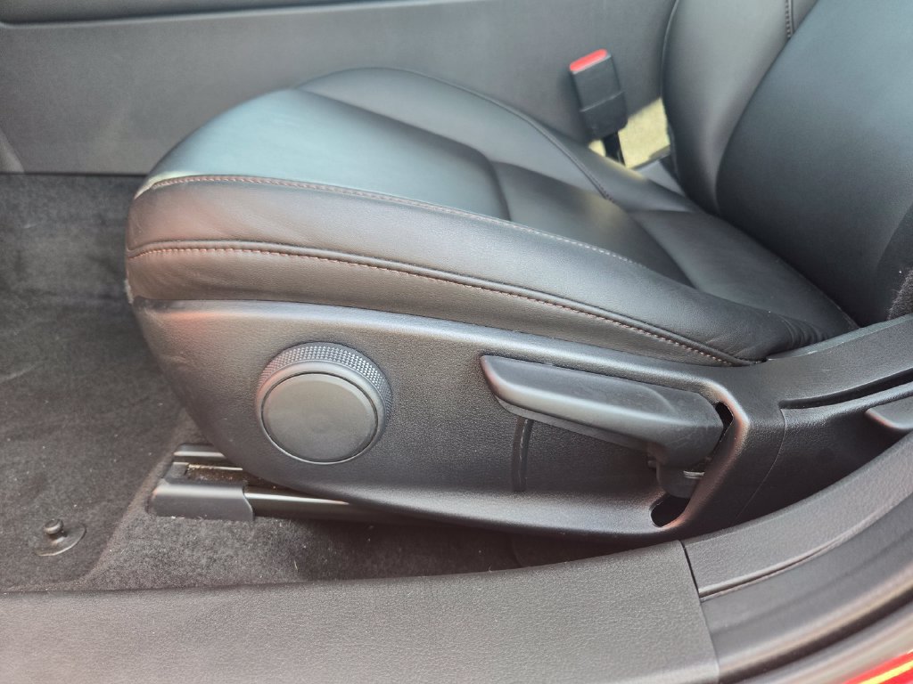 Certified 2026 MAZDA MAZDA3 s Sport FWD image 14