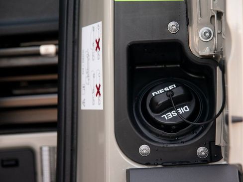 New 2025 Mercedes-Benz Sprinter 2500 image 24