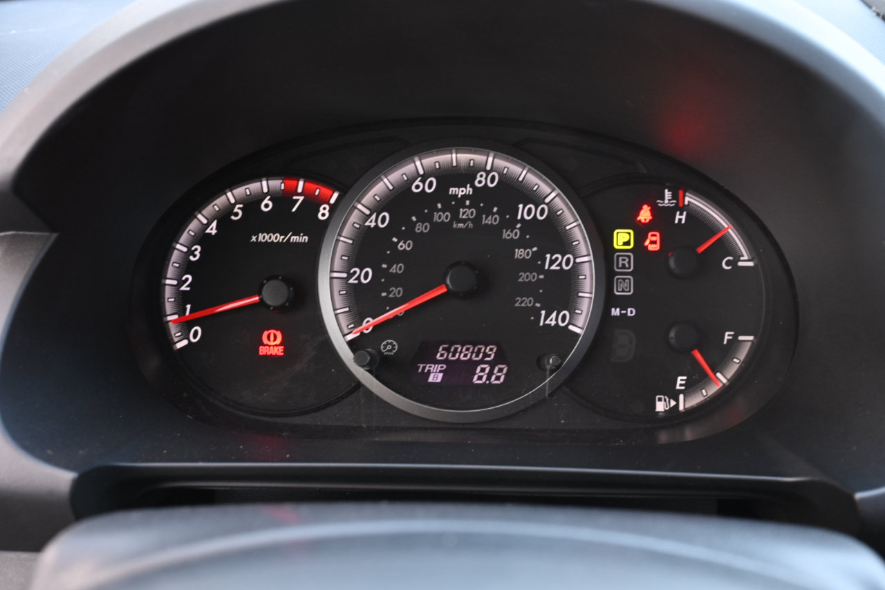 Used 2010 MAZDA MAZDA5 Touring FWD image 27