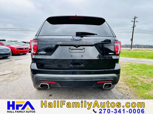 Used 2017 Ford Explorer Sport w/ Equipment Group 401A AWD/4WD image 4