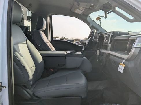 New 2026 Ford F550 4x4 Regular Cab Super Duty image 21