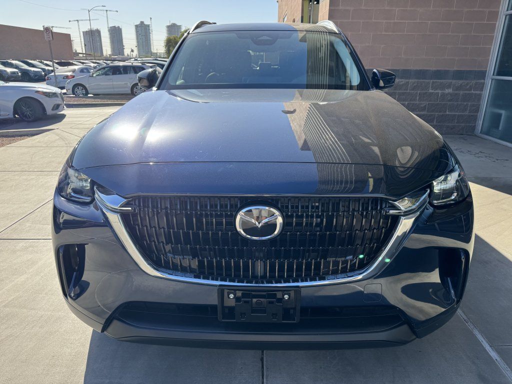 Used 2024 MAZDA CX-90 Plug-In Hybrid w/ Preferred AWD/4WD image 10