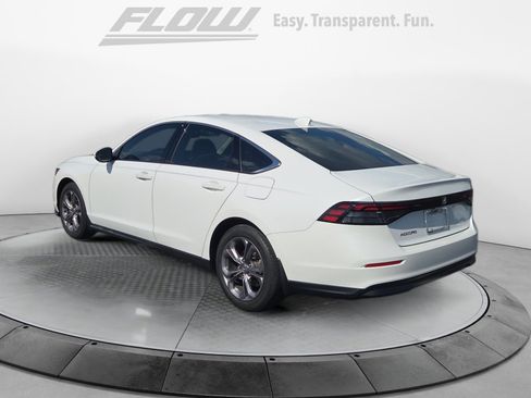 Used 2023 Honda Accord EX image 5