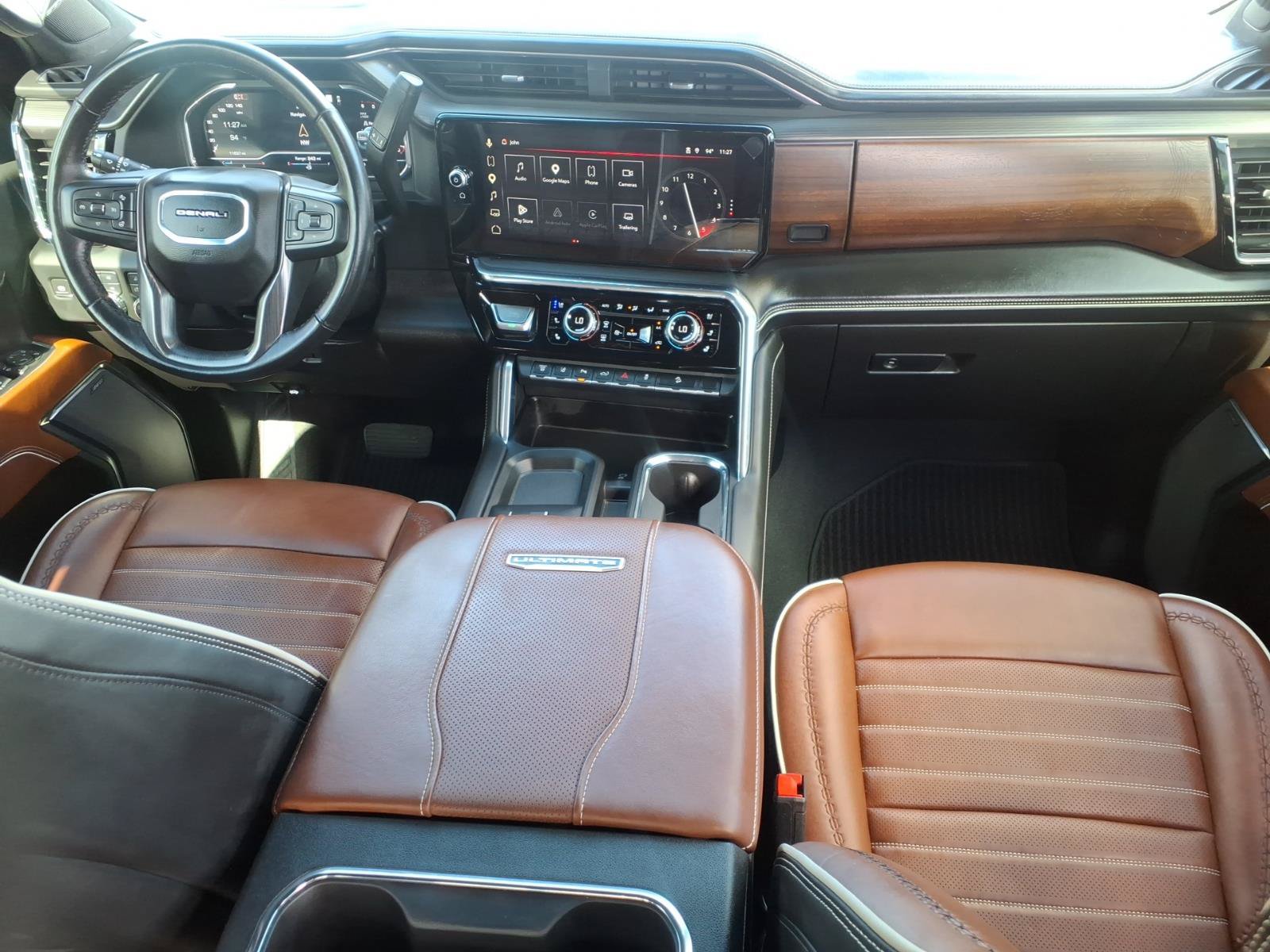 Used 2024 GMC Sierra 3500 Denali Ultimate AWD/4WD image 16