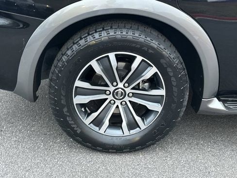 Used 2020 Nissan Armada SL w/ Premium Package image 22