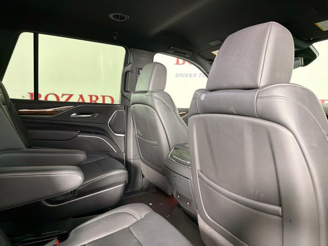 Used 2024 Cadillac Escalade Luxury RWD image 35
