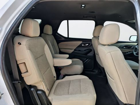 Used 2023 Chevrolet Traverse LT w/ LPO, Cargo Package AWD/4WD image 36