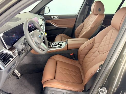 New 2026 BMW X5 sDrive40i image 5
