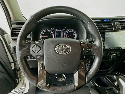 Certified 2023 Toyota 4Runner TRD Off-Road Premium AWD/4WD image 11