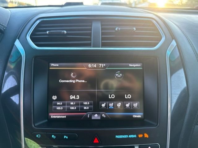 Used 2016 Ford Explorer Platinum AWD/4WD image 22