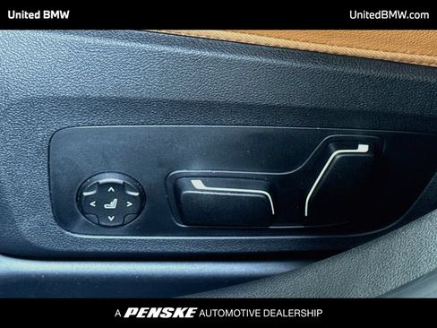 Used 2026 BMW 330i Sedan RWD image 11