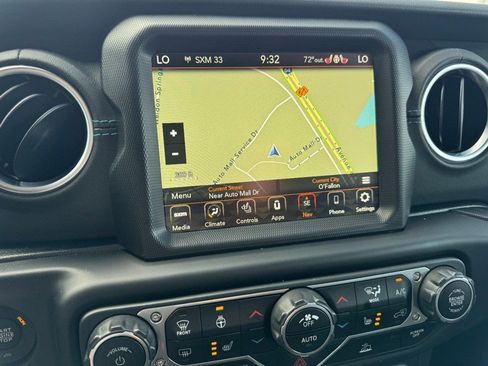 Used 2023 Jeep Wrangler Unlimited Rubicon 4xe w/ Cold Weather Group AWD/4WD image 20