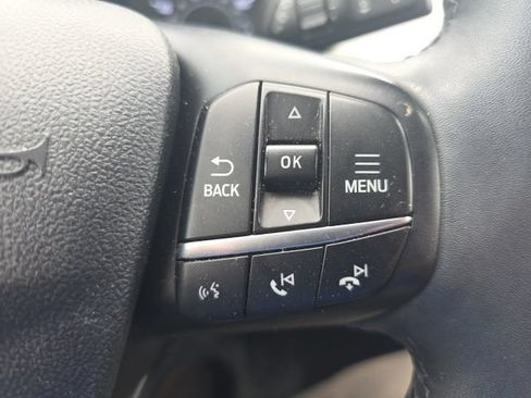 Used 2022 Ford Escape SE w/ SE Sport Appearance Package FWD image 17