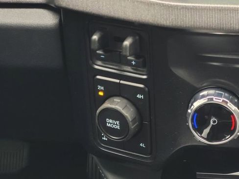 New 2026 Ford F250 Platinum w/ FX4 Off-Road Package image 17