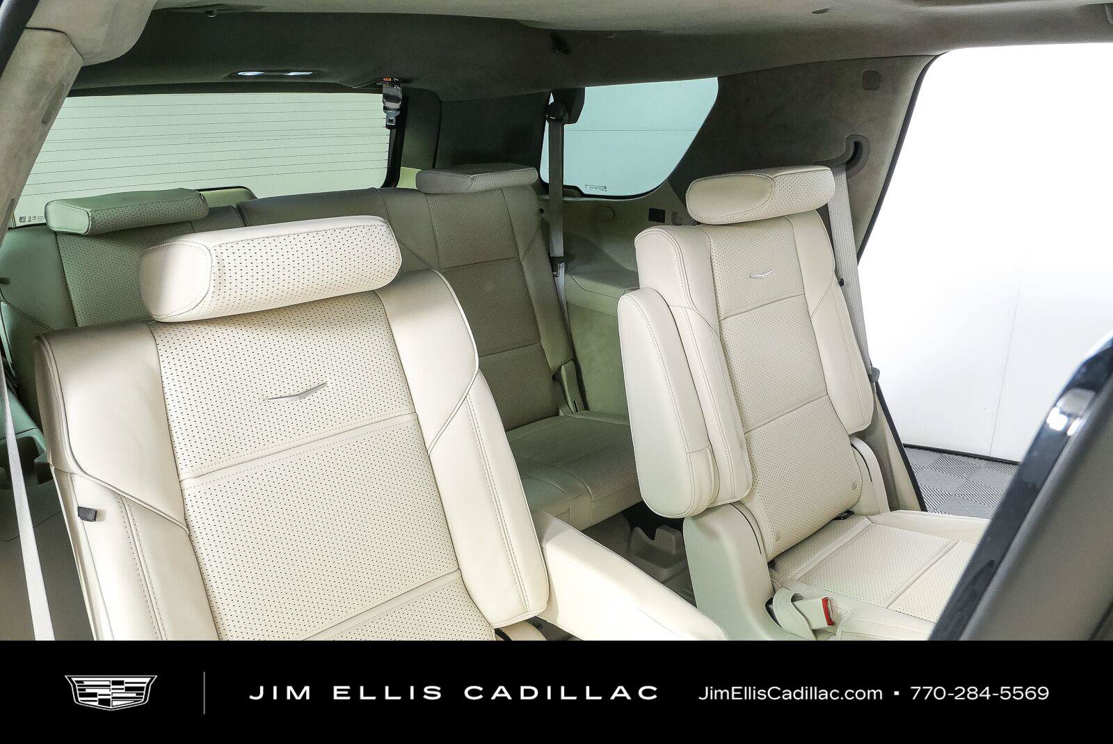 New 2027 Cadillac Escalade Platinum Sport w/ LPO, ONYX Package AWD/4WD image 24