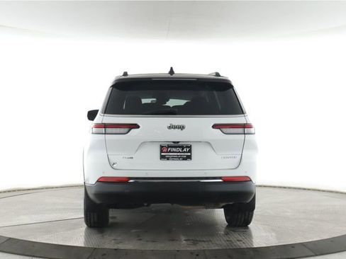 Used 2023 Jeep Grand Cherokee L Limited w/ MOPAR Finishing Package AWD/4WD image 11