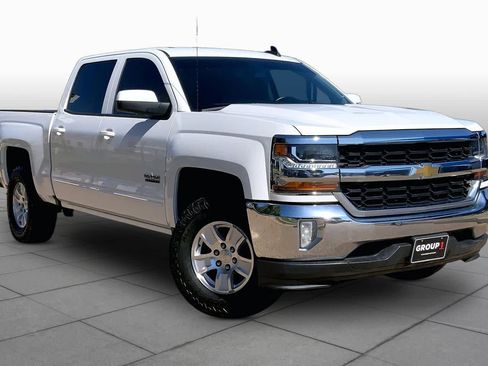 Used 2017 Chevrolet Silverado 1500 LT w/ LT Eassist Package RWD image 2