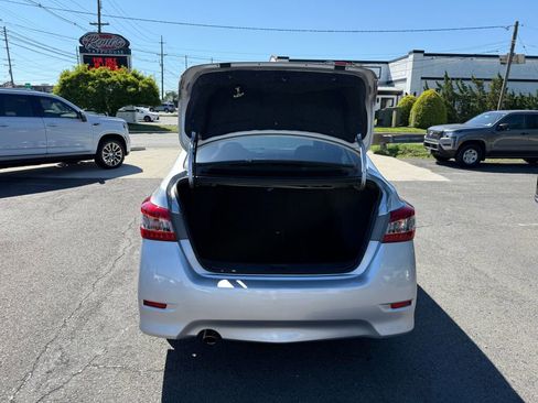 Used 2014 Nissan Sentra SR w/ SR Driver Package FWD image 30