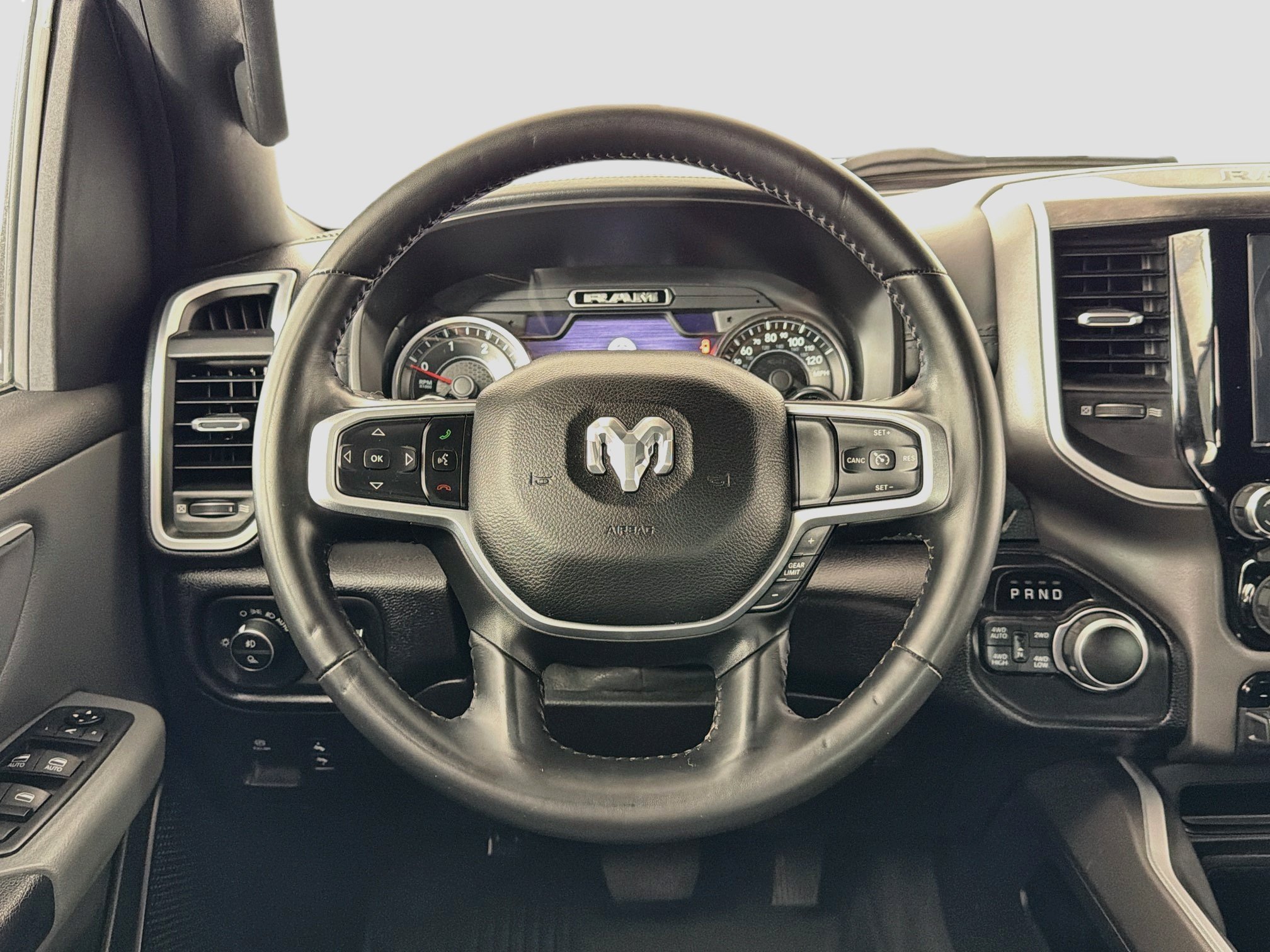 Used 2021 RAM 1500 Big Horn AWD/4WD image 17