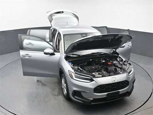 Used 2023 Honda HR-V LX image 47