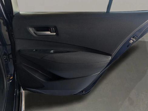Used 2021 Toyota Corolla LE FWD image 19