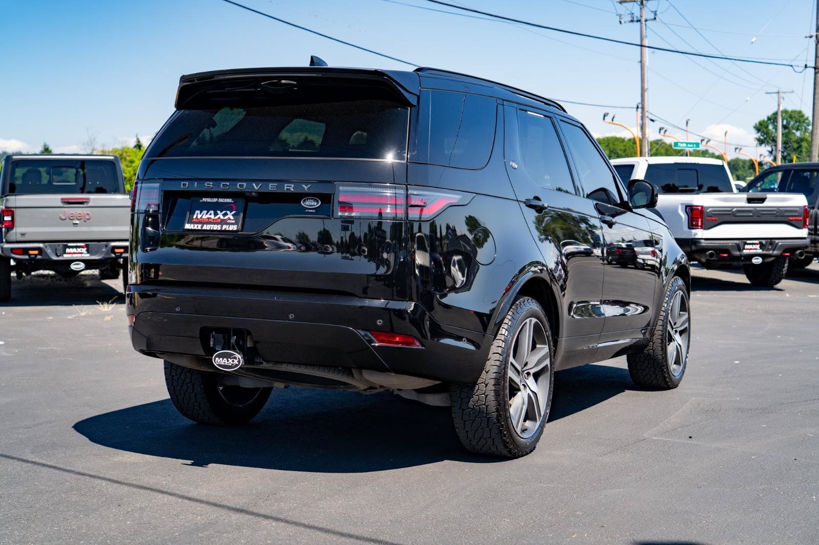 Used 2022 Land Rover Discovery HSE R-Dynamic AWD/4WD image 10