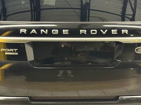 Used 2016 Land Rover Range Rover Sport HSE image 11